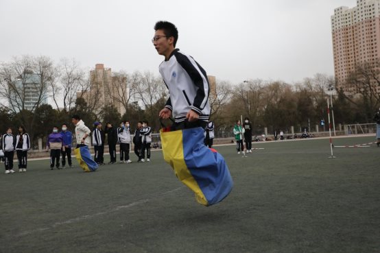 D:/单位照片/22-23-2/34届运动会2/505A6439.JPG