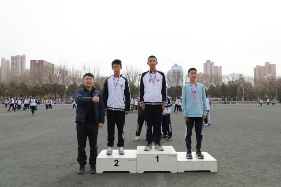 D:/单位照片/22-23-2/34届运动会2/505A5834.JPG