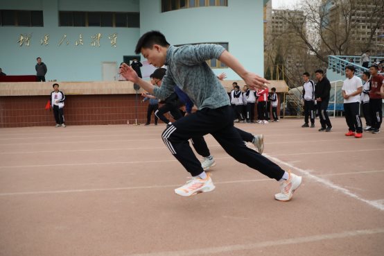 D:/单位照片/22-23-2/34届运动会2/505A6206.JPG