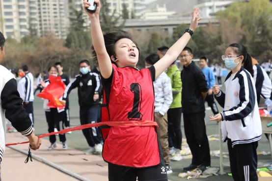 D:/单位照片/22-23-2/34届运动会1/505A5438.JPG