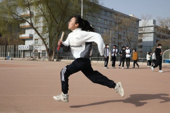D:/单位照片/22-23-2/34届运动会2/505A6790.JPG