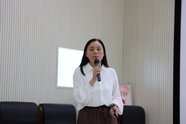 D:/秦力工作/班主任/2021班主任技能大赛/班主任岗位能力大赛（2）/505A6537.JPG